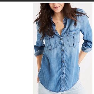 America eagle boyfriend fit denim soft shirt